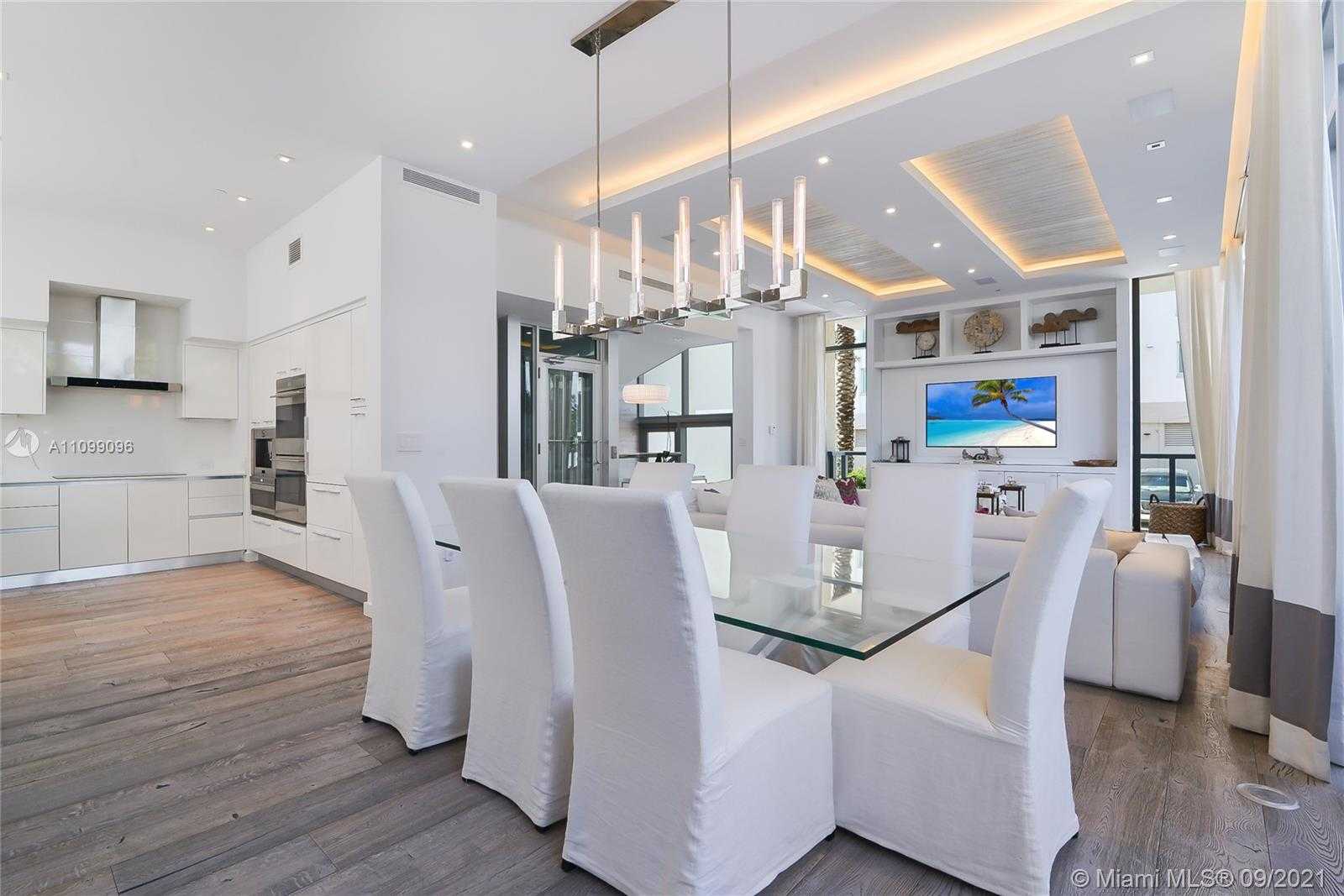 Small Image of 9501 COLLINS AVE #1, Surfside Number 4