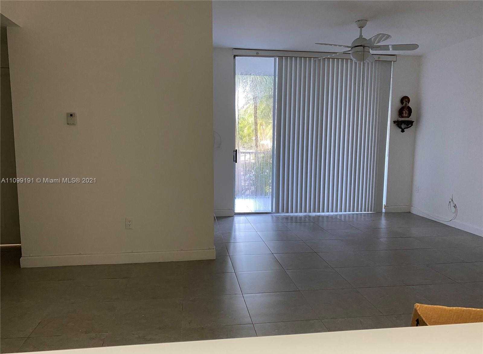Small Image of 9725 NW 52nd St, Doral, FL 33178, USA Number 2