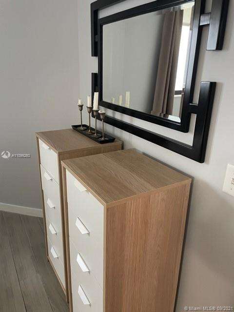 Small Image of 999 SOUTH WEST 1ST AVE #2701, Miami Number 7