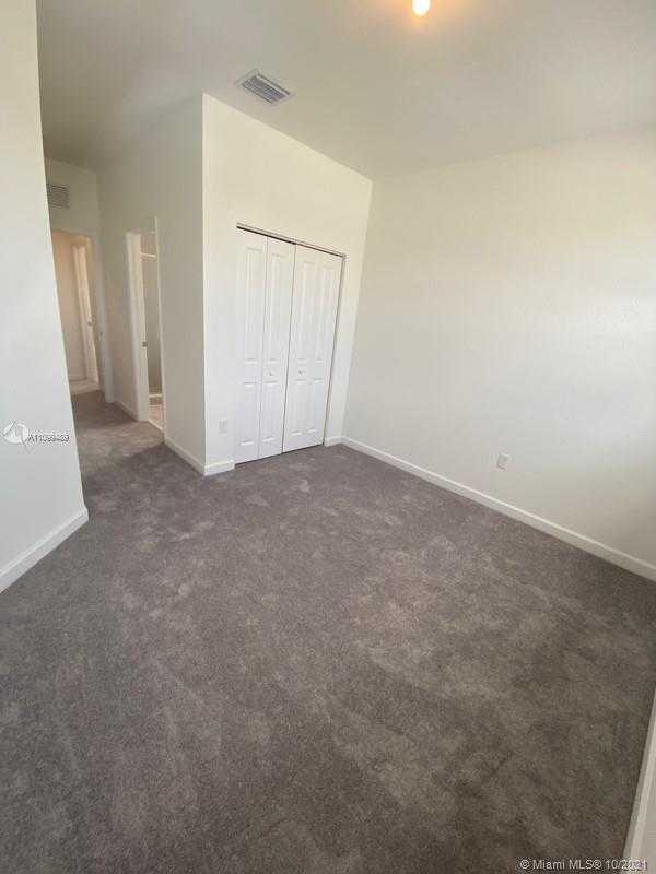 Small Image of 25255 SOUTH WEST 107TH CT, Miami Number 14