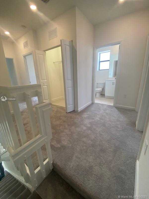 Small Image of 25255 SOUTH WEST 107TH CT, Miami Number 6