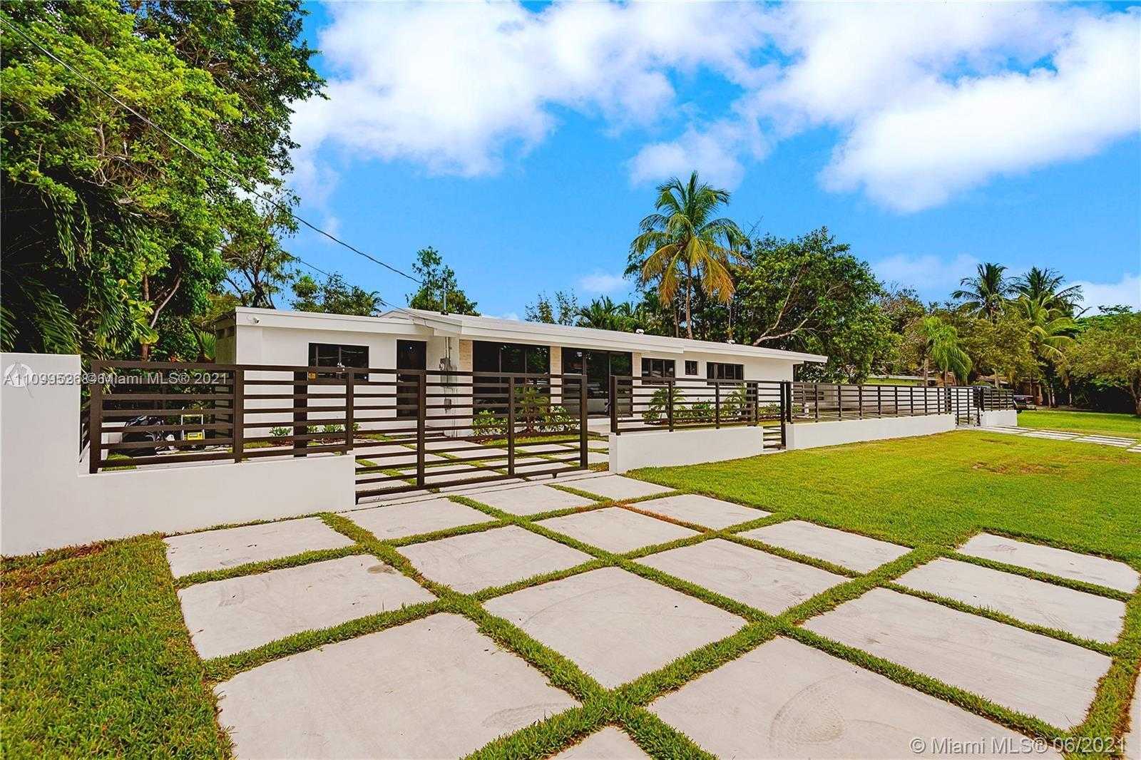 Small Image of 6025 SOUTH WEST 72ND AVE, Miami Number 13