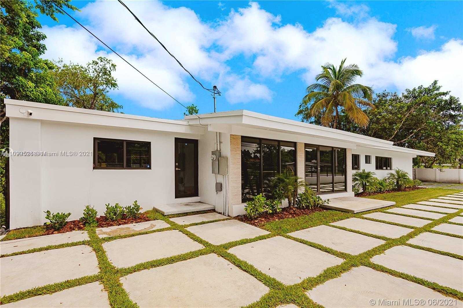 Small Image of 6025 SOUTH WEST 72ND AVE, Miami Number 14