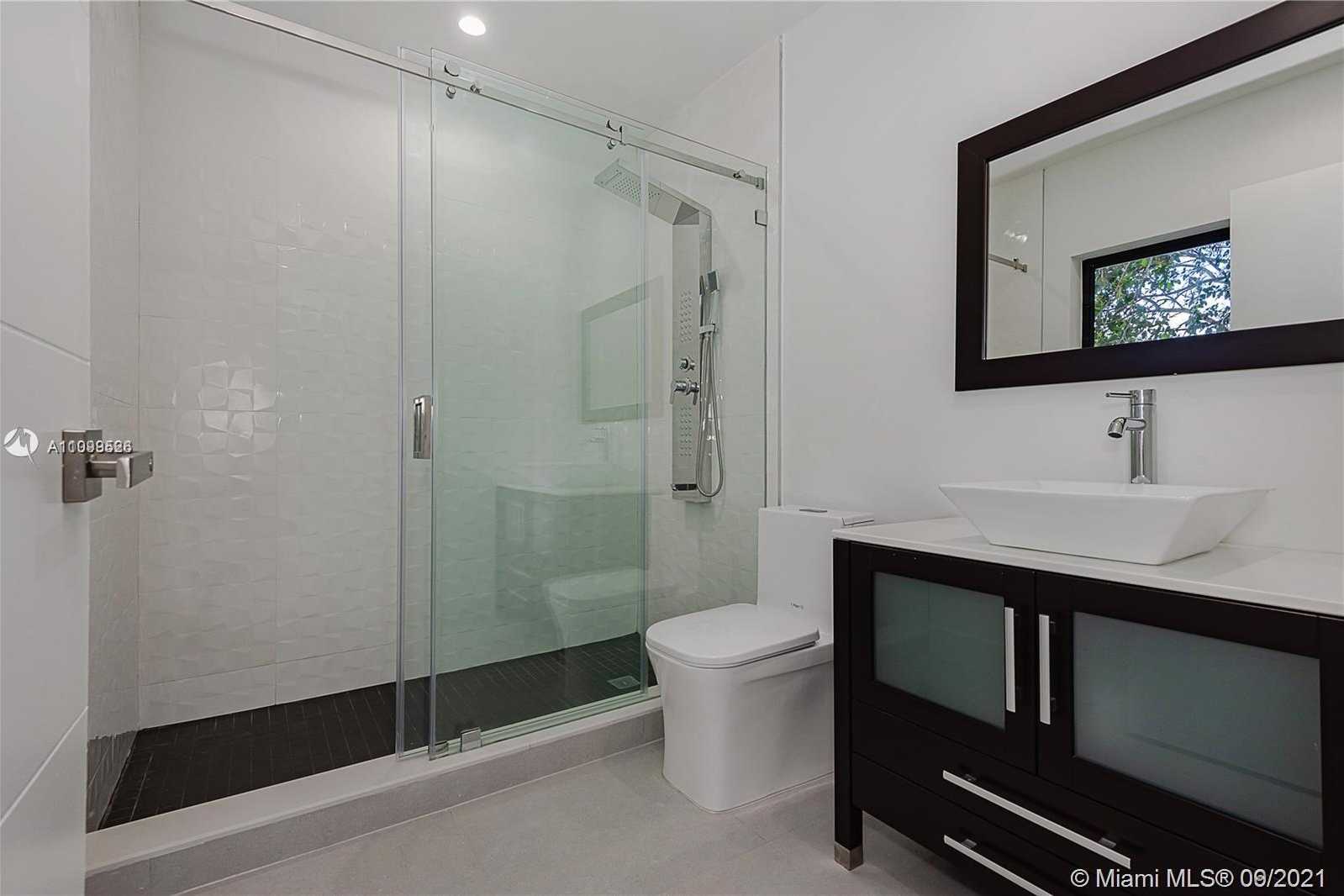 Small Image of 6025 SOUTH WEST 72ND AVE, Miami Number 6
