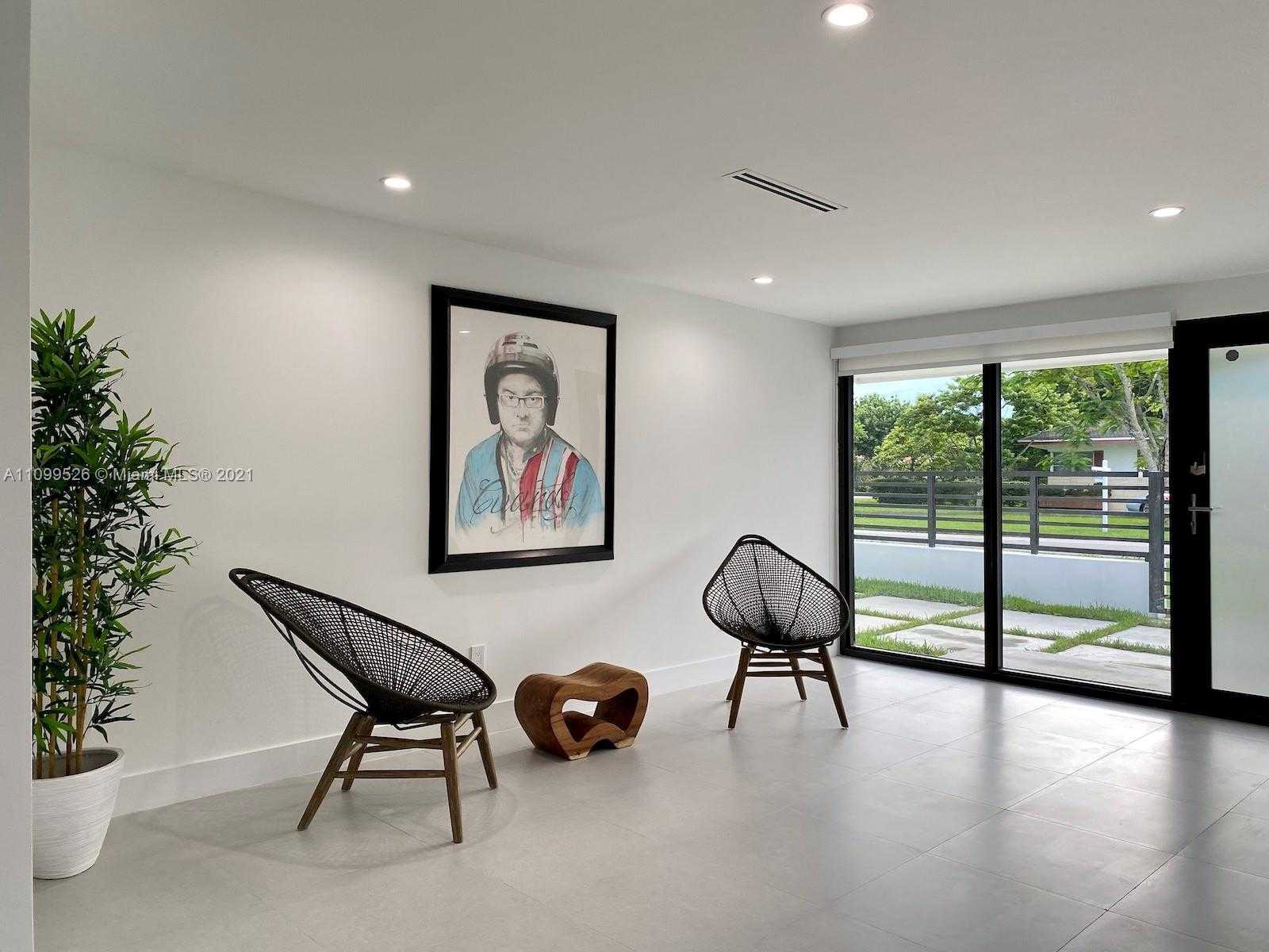 Small Image of 6025 SOUTH WEST 72ND AVE, Miami Number 7