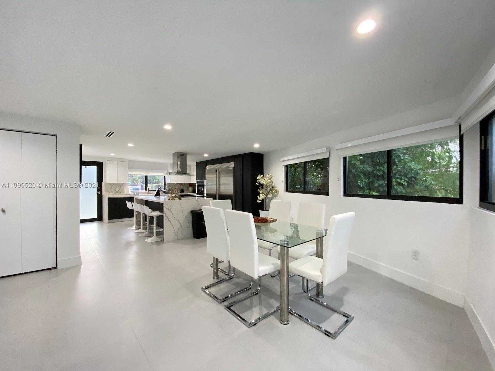 Small Image of 6025 SOUTH WEST 72ND AVE, Miami Number 8