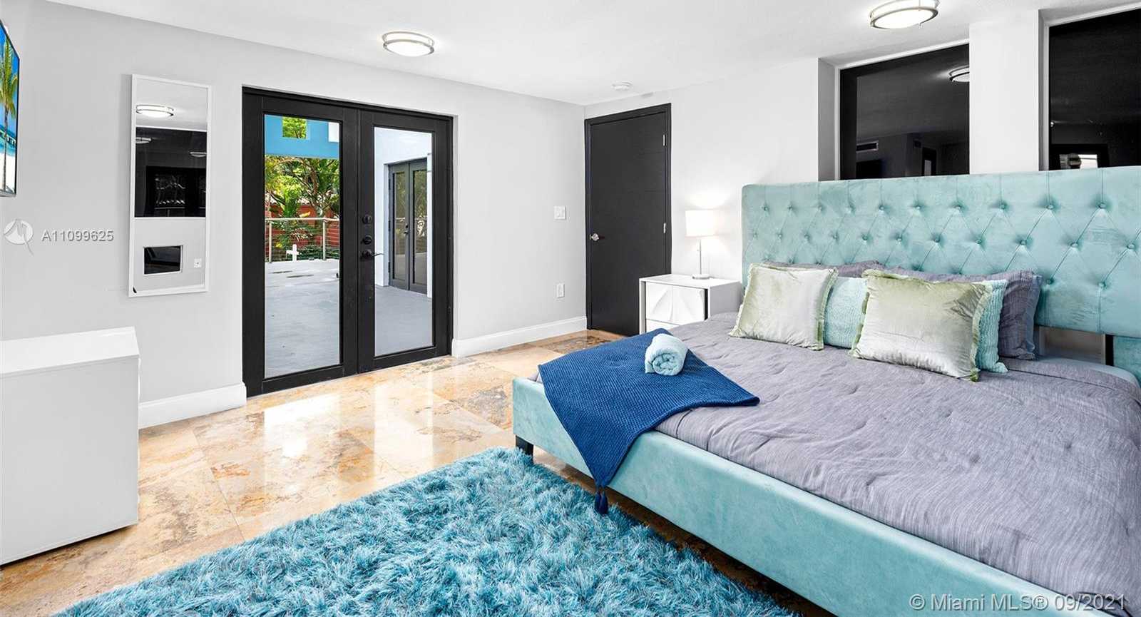 Small Image of 3005 WASHINGTON ST, Miami Number 28