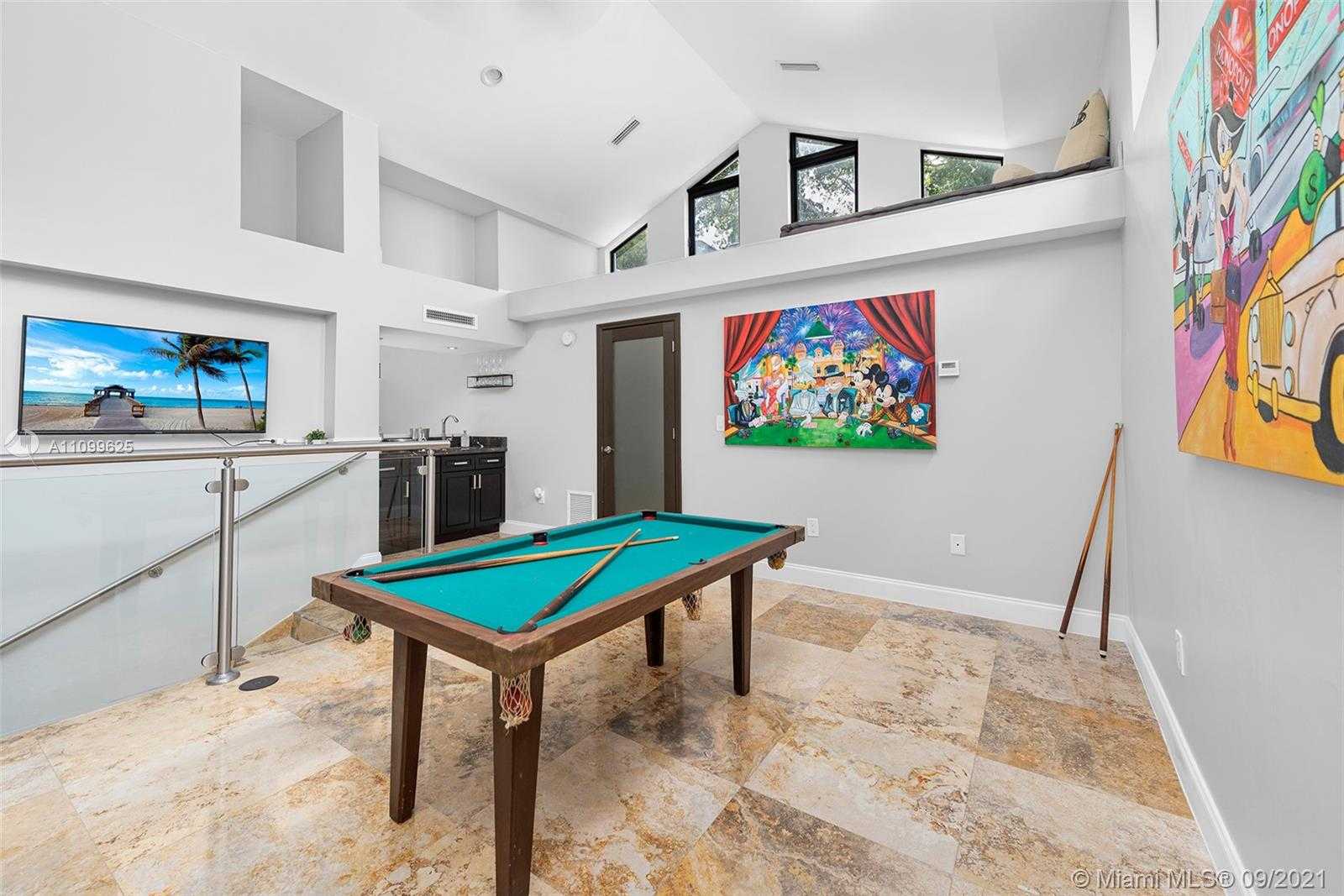 Small Image of 3005 WASHINGTON ST, Miami Number 43