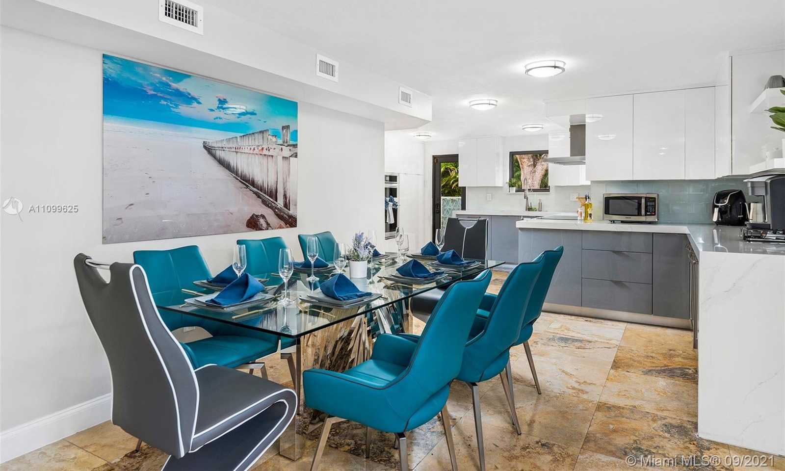 Small Image of 3005 WASHINGTON ST, Miami Number 61
