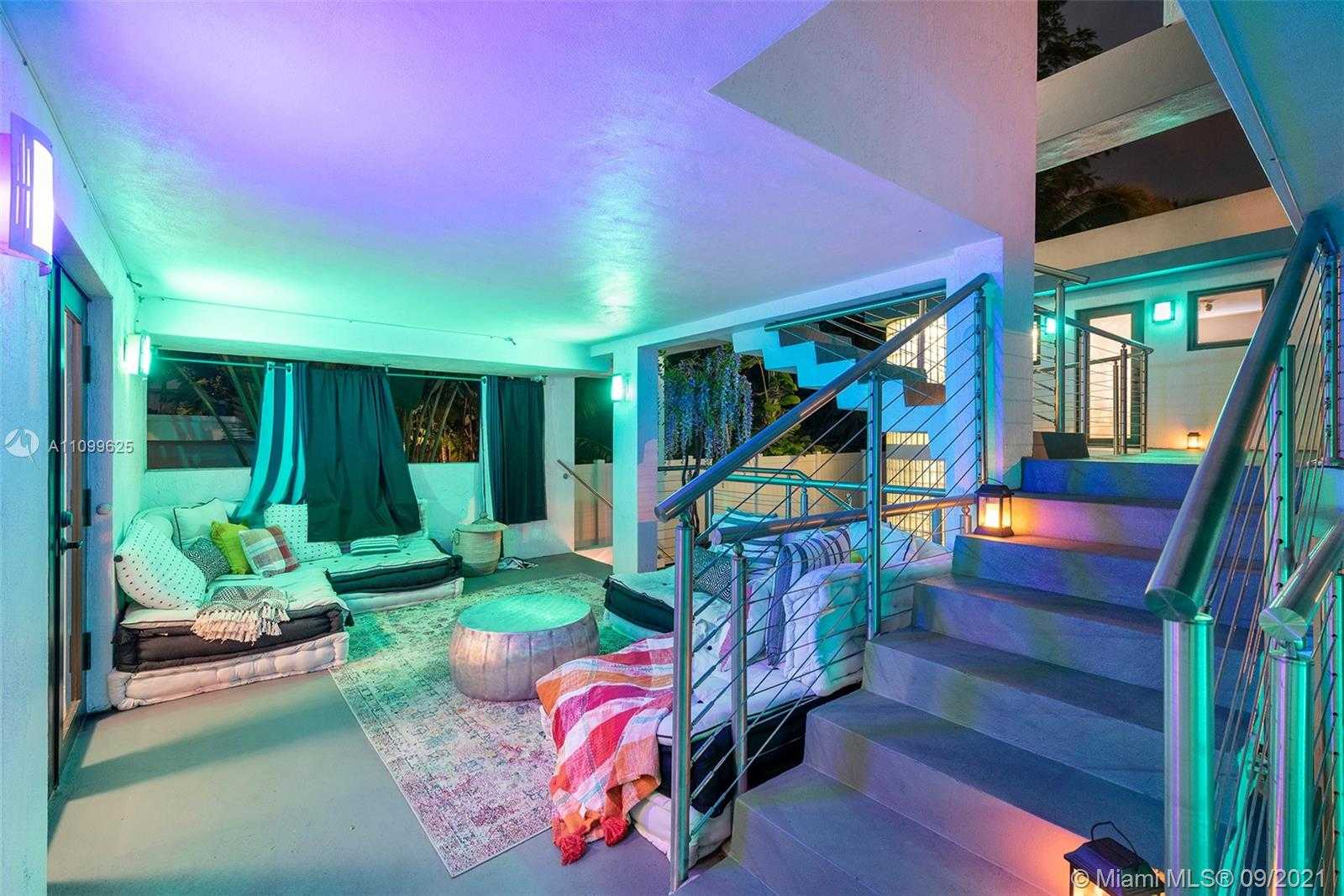 Small Image of 3005 WASHINGTON ST, Miami Number 72