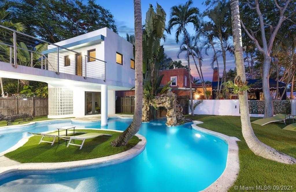 Small Image of 3005 WASHINGTON ST, Miami Number 91