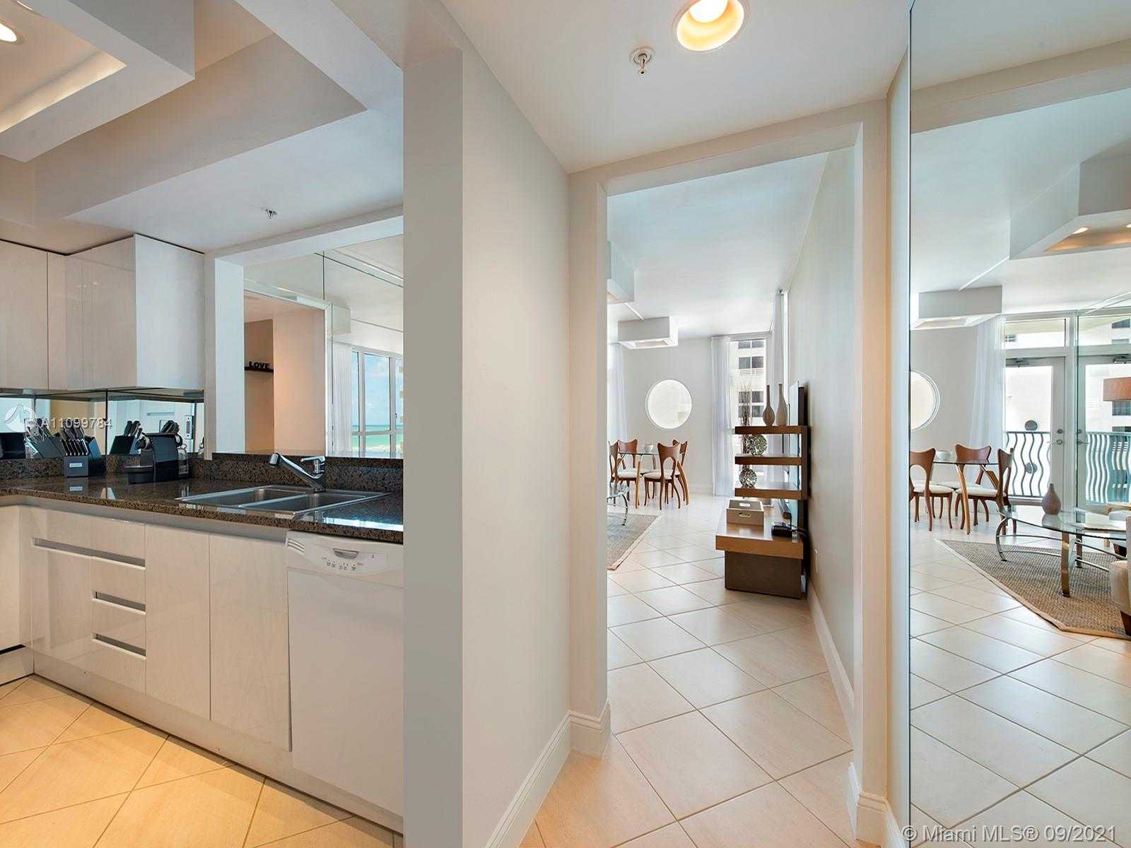Small Image of 1500 OCEAN DR #707, Miami Beach Number 7