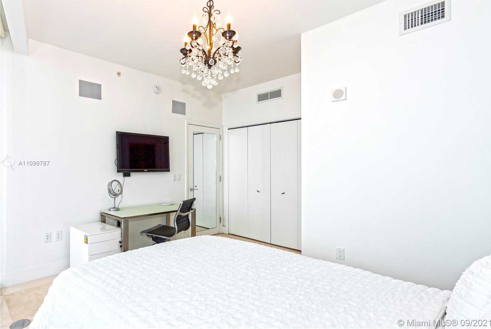 Small Image of 17121 COLLINS AVE #3406, Sunny Isles Beach Number 31