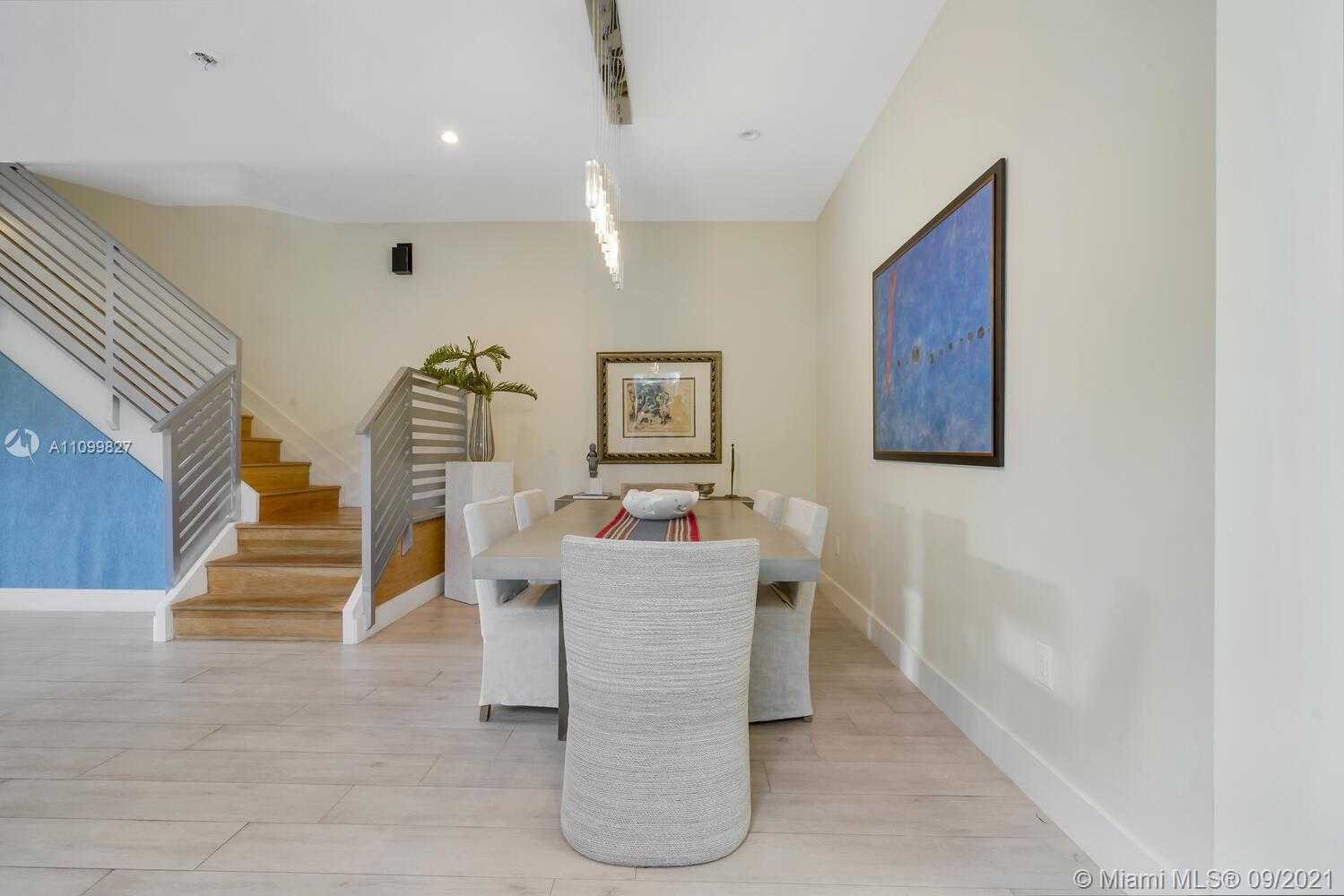 Small Image of 3446 SOUTH WEST 23RD ST #3446, Miami Number 11