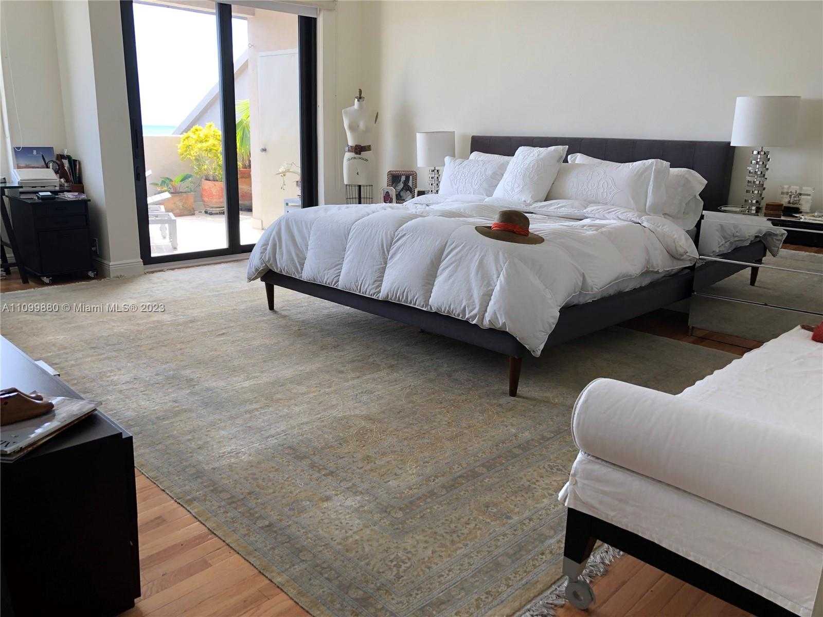 Small Image of 201 CRANDON BLVD #642, Key Biscayne Number 23