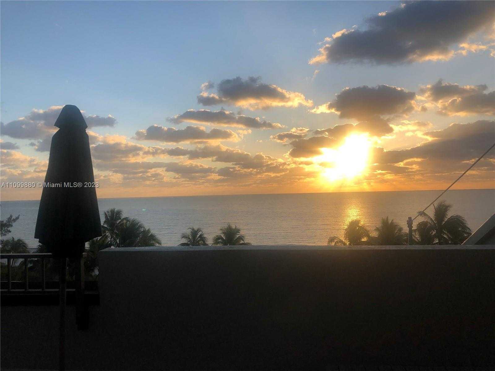 Small Image of 201 CRANDON BLVD #642, Key Biscayne Number 3