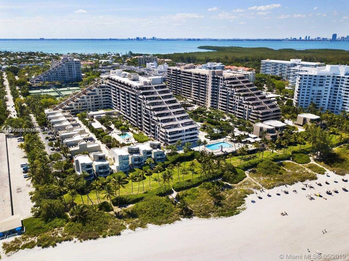 Small Image of 201 CRANDON BLVD #642, Key Biscayne Number 44