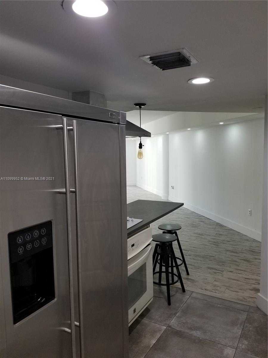 Small Image of 825 BRICKELL BAY DR #1948, Miami Number 11