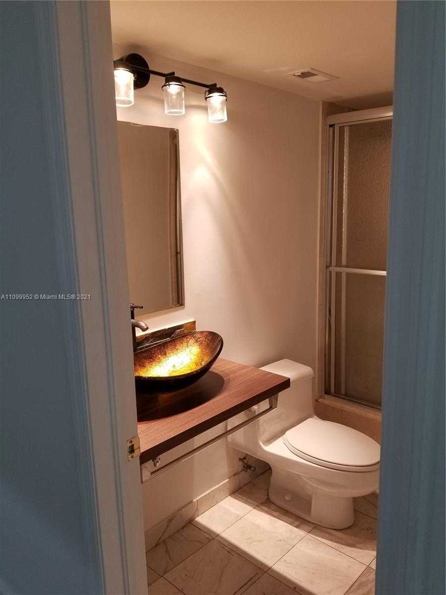 Small Image of 825 BRICKELL BAY DR #1948, Miami Number 32