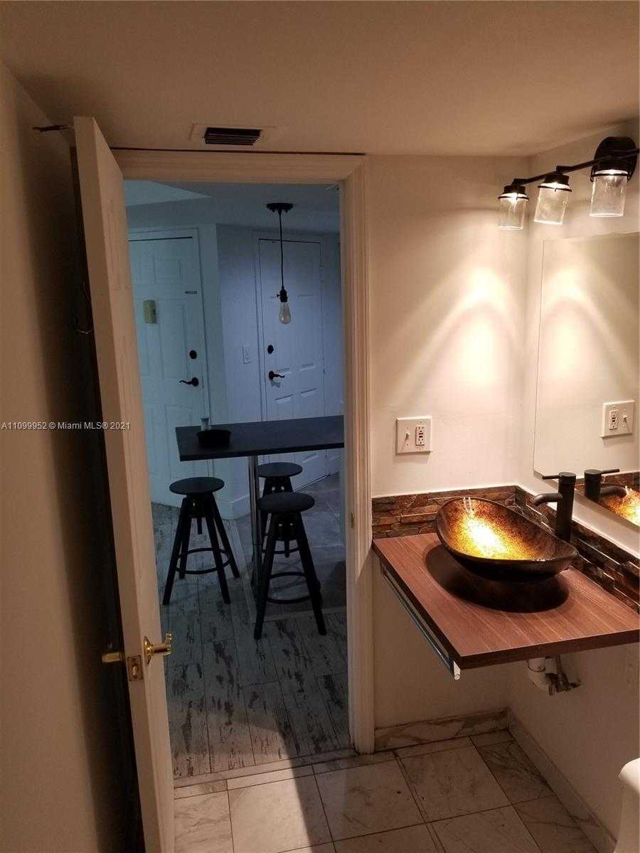 Small Image of 825 BRICKELL BAY DR #1948, Miami Number 34