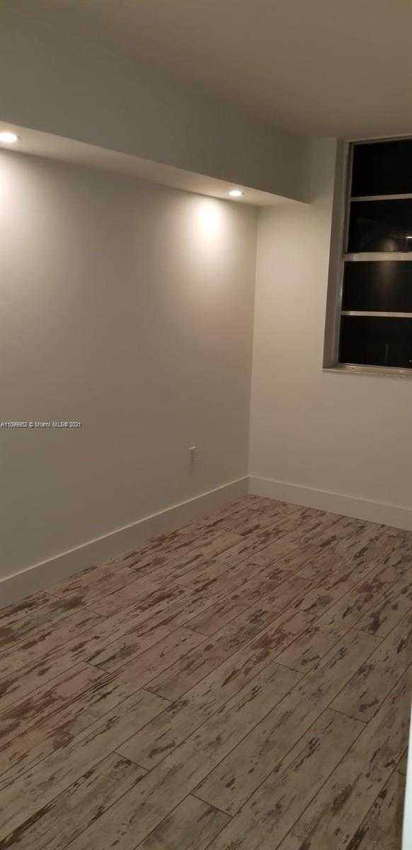 Small Image of 825 BRICKELL BAY DR #1948, Miami Number 63