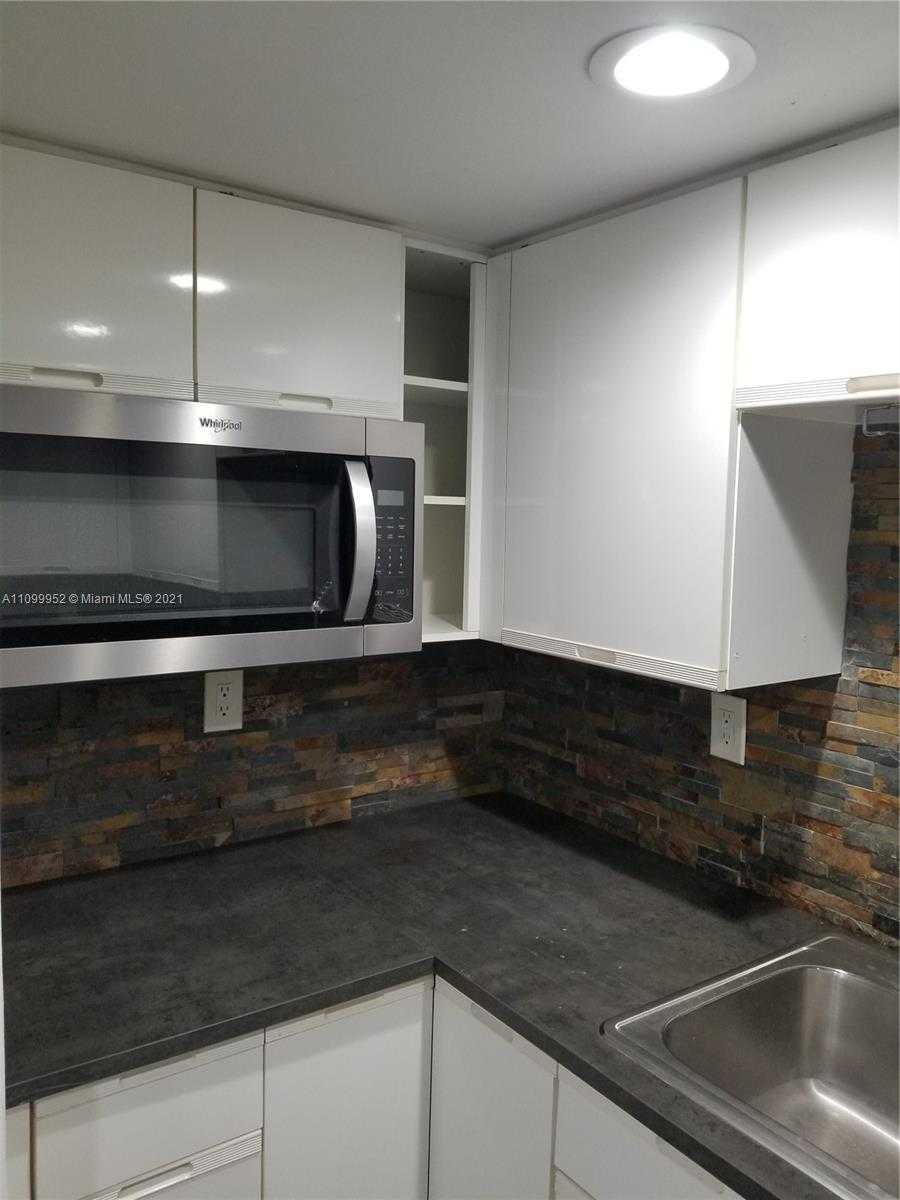 Small Image of 825 BRICKELL BAY DR #1948, Miami Number 9
