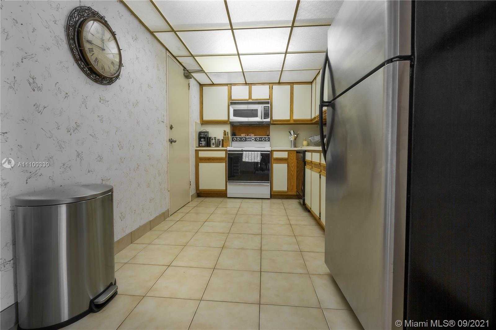 Small Image of 10185 COLLINS AVE #718, Bal Harbour Number 10