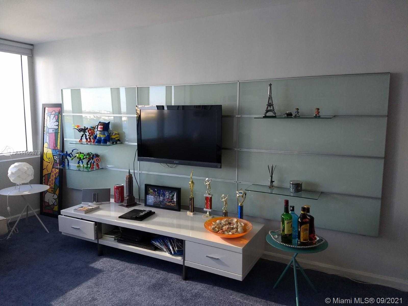 Small Image of 10275 COLLINS AVE #1507, Bal Harbour Number 13