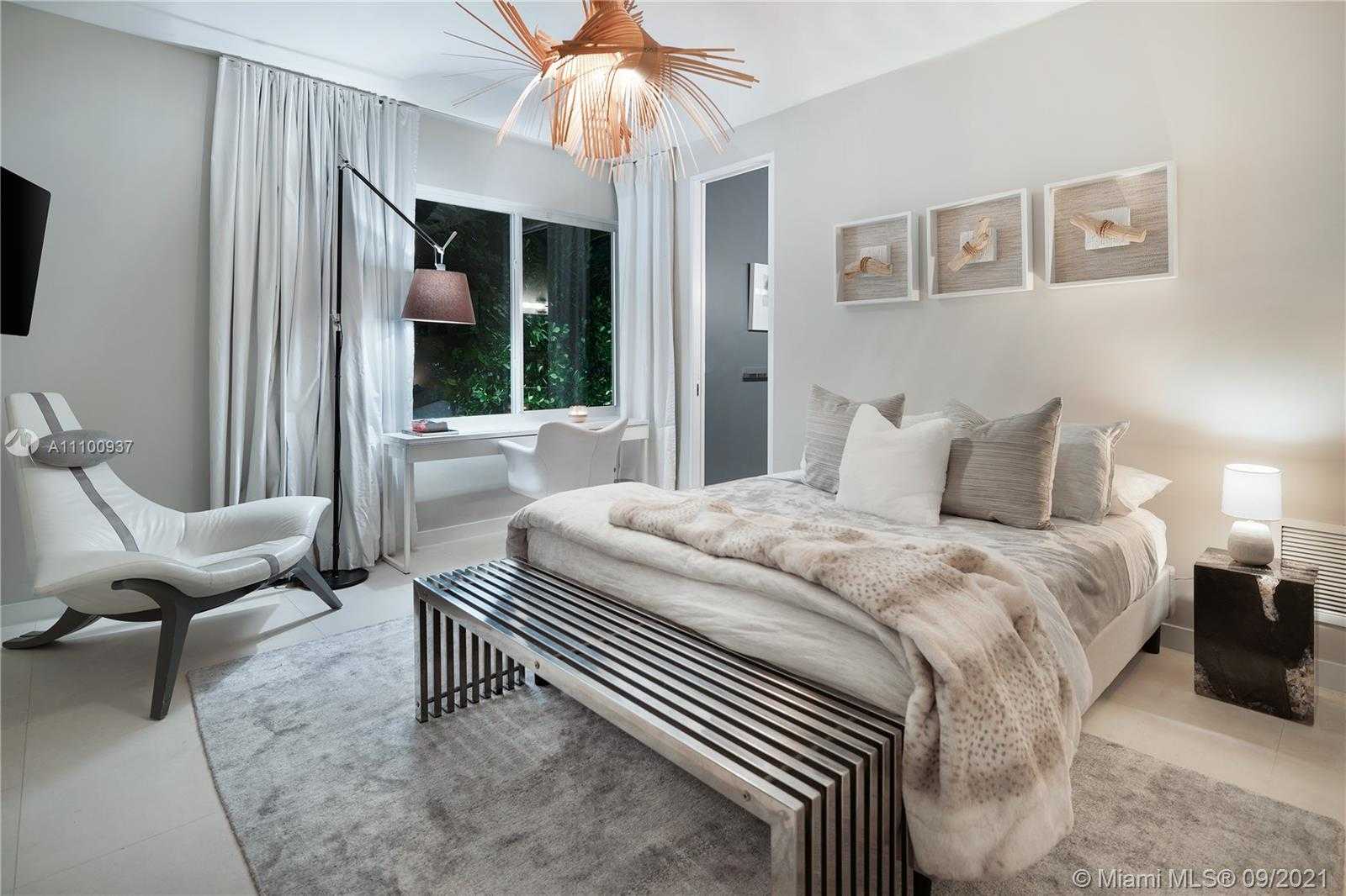 Small Image of 2840 FLAMINGO DR, Miami Beach Number 20