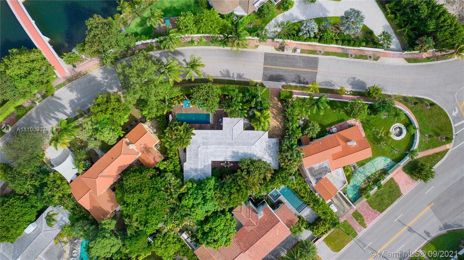 Small Image of 2840 FLAMINGO DR, Miami Beach Number 29