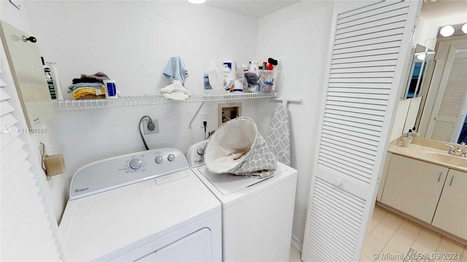 Small Image of 120 SOUTH EAST 5TH AVE #PH20, Boca Raton Number 12