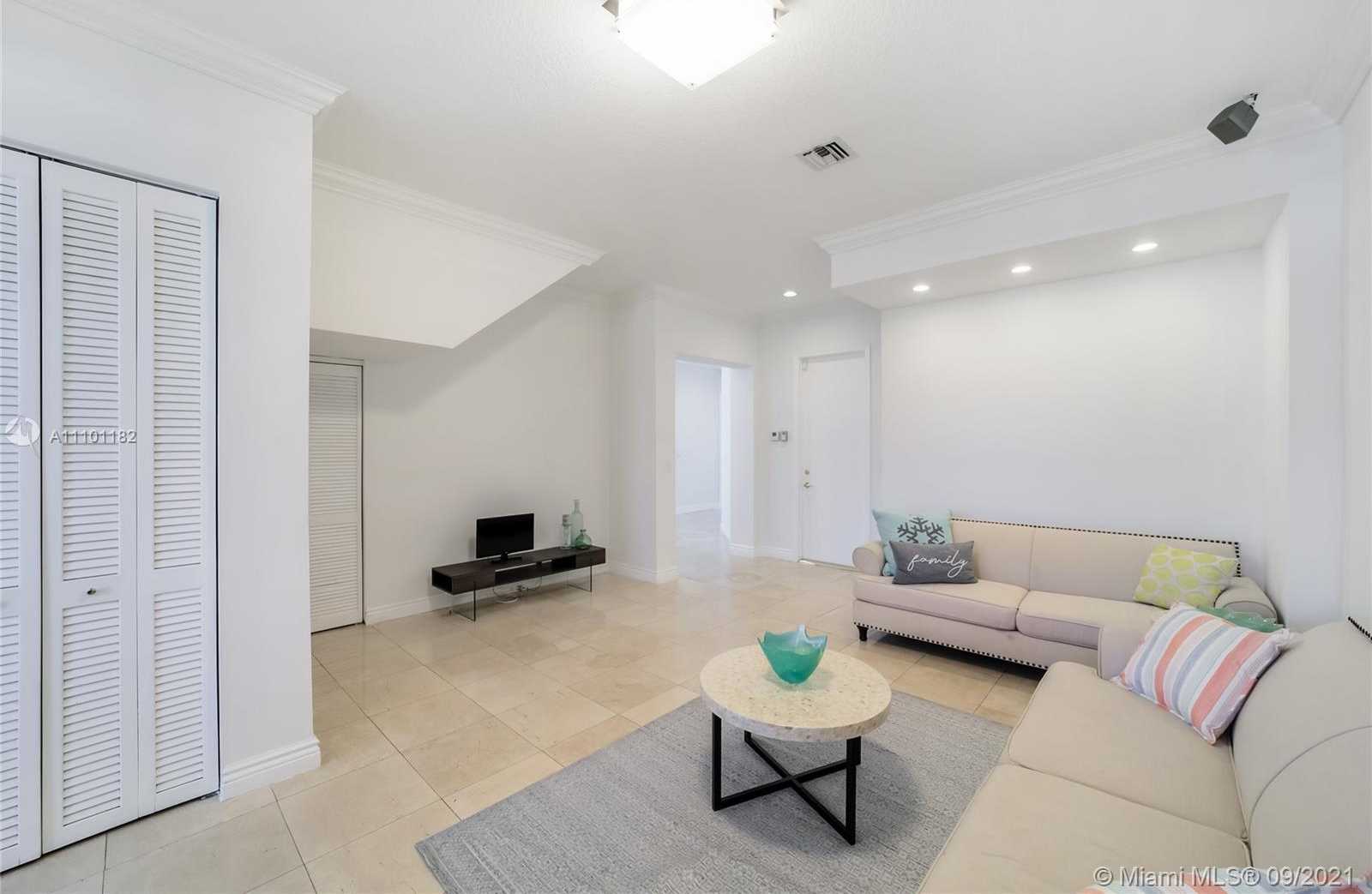 Small Image of 3693 NORTH EAST 208TH TER #3693, Aventura Number 24