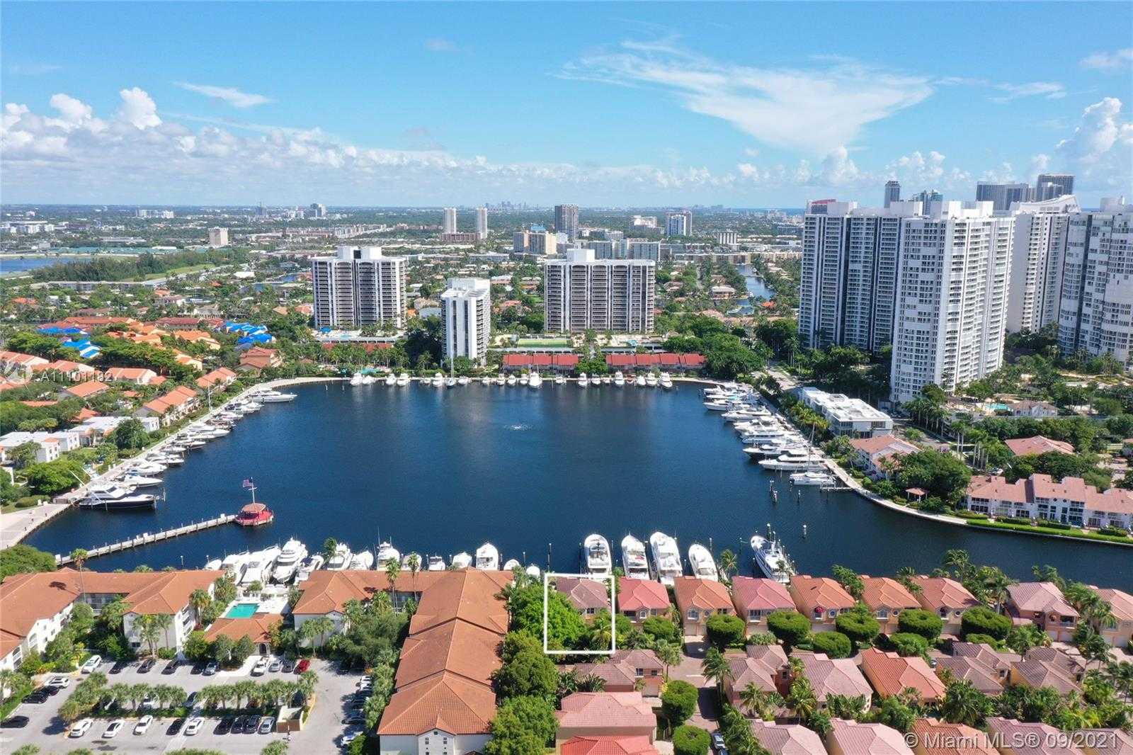 Small Image of 3693 NORTH EAST 208TH TER #3693, Aventura Number 5