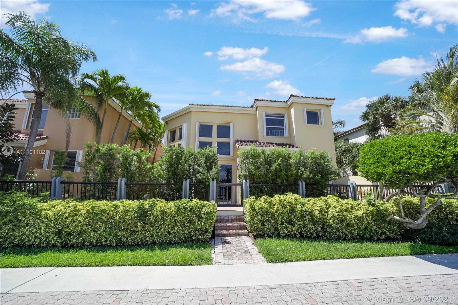 Small Image of 3693 NORTH EAST 208TH TER #3693, Aventura Number 9