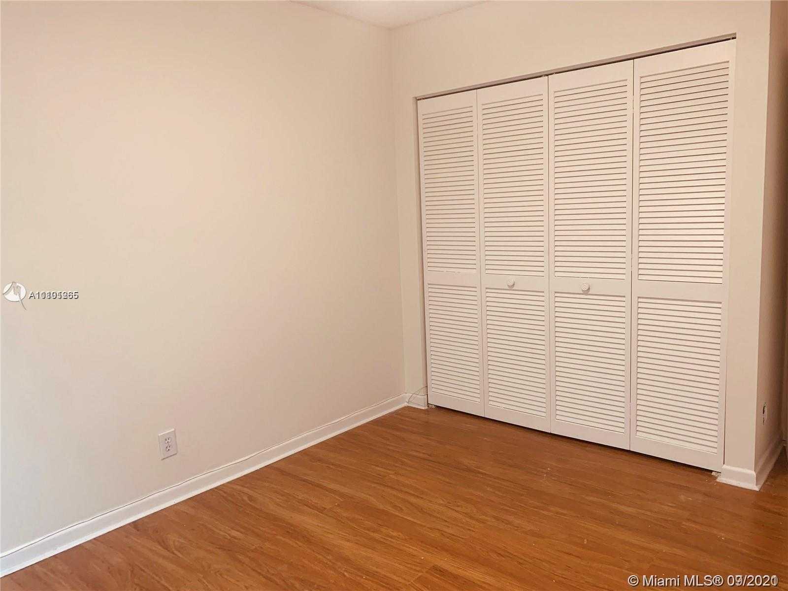 Small Image of 650 FALLING WATER RD #na, Weston Number 12
