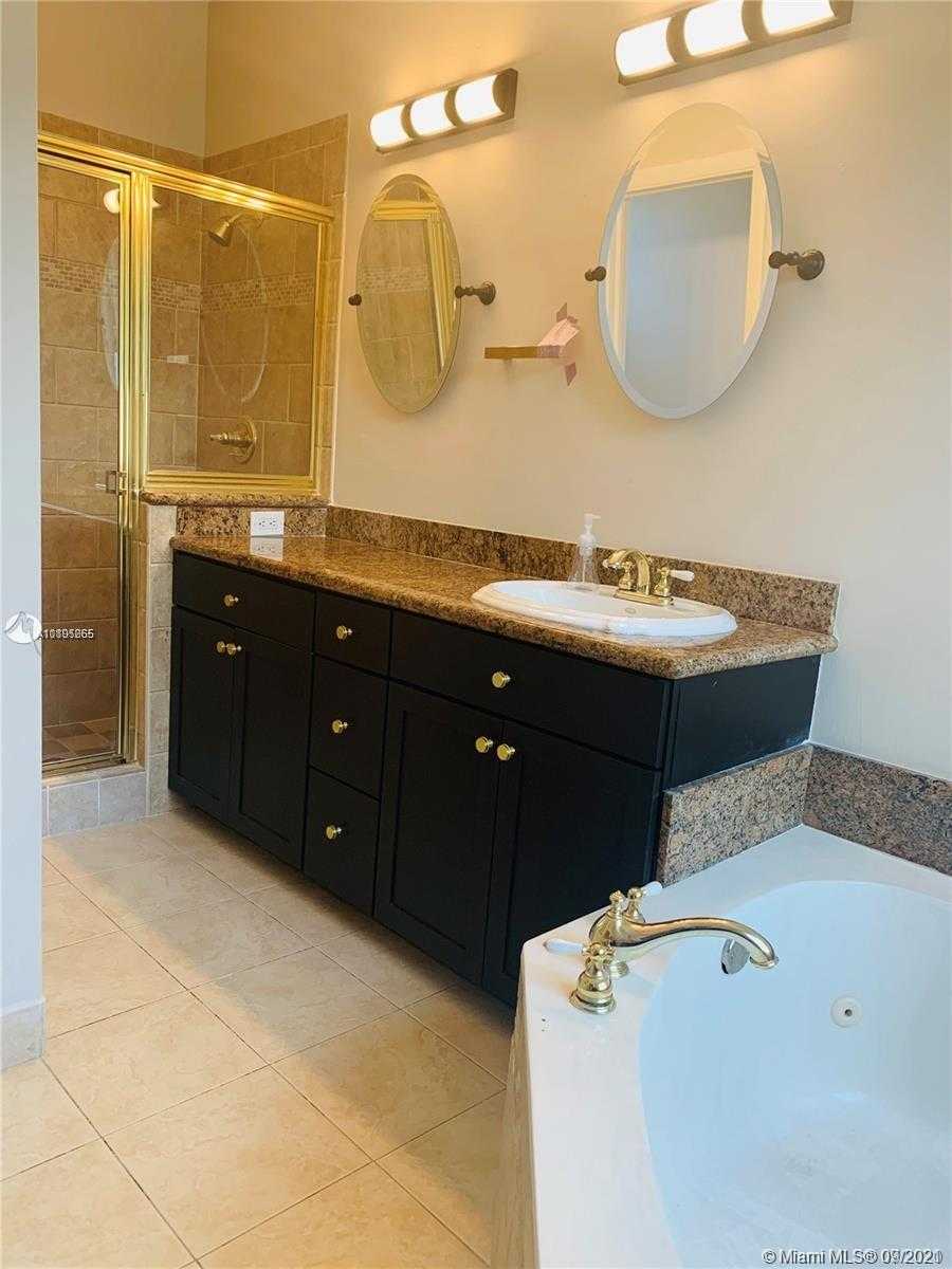 Small Image of 650 FALLING WATER RD #na, Weston Number 14