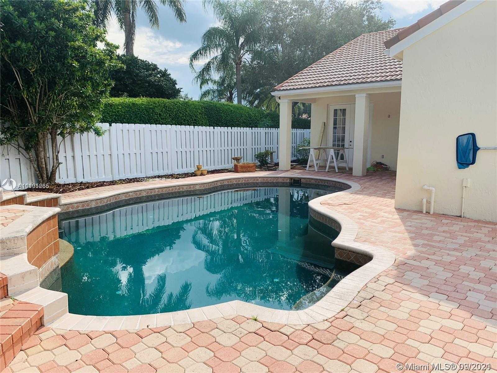 Small Image of 650 FALLING WATER RD #na, Weston Number 21