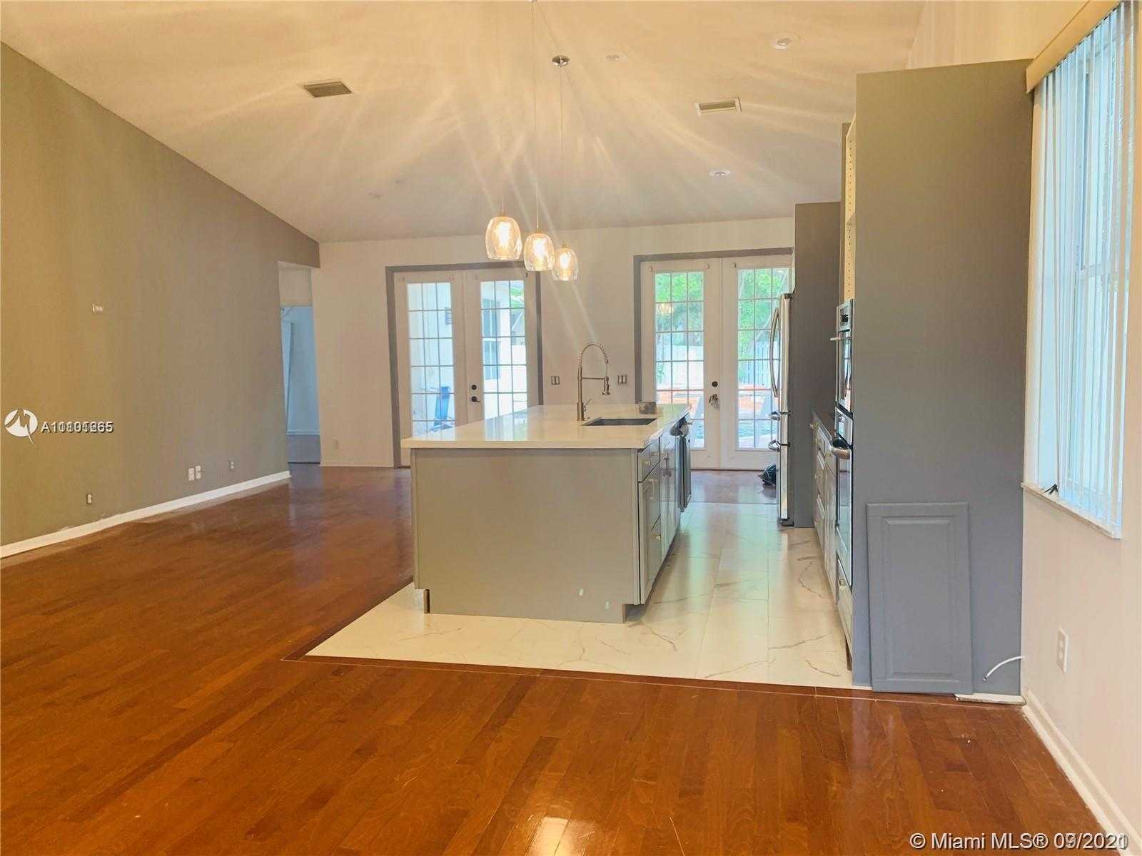 Small Image of 650 FALLING WATER RD #na, Weston Number 4