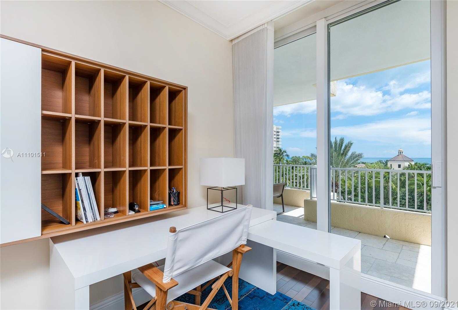 Small Image of 785 CRANDON BL #603, Key Biscayne Number 10