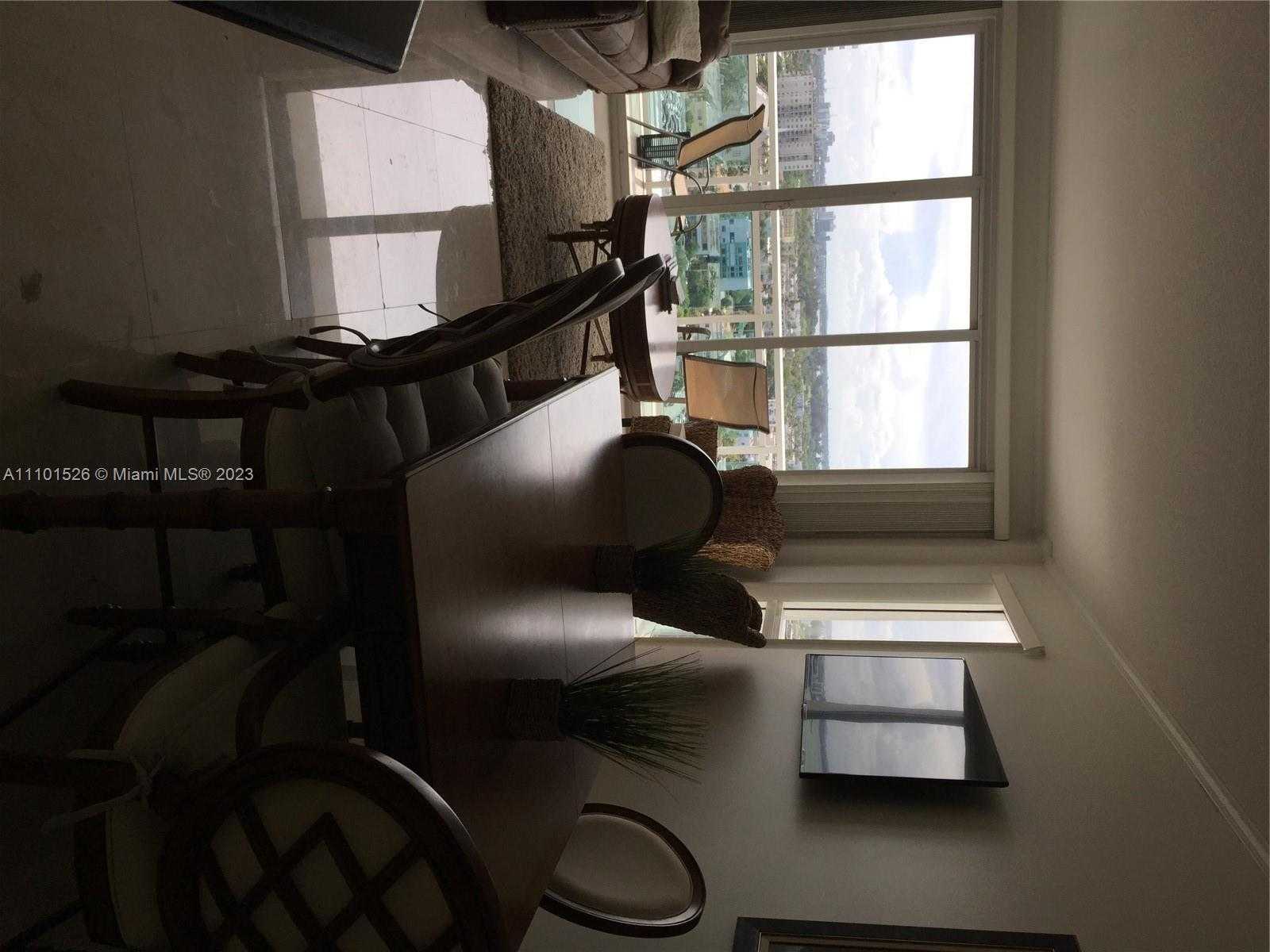 Small Image of 6917 COLLINS AVE #PH20, Miami Beach Number 13