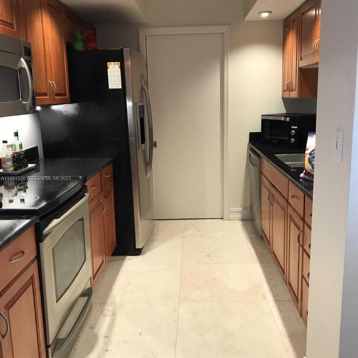 Small Image of 6917 COLLINS AVE #PH20, Miami Beach Number 23