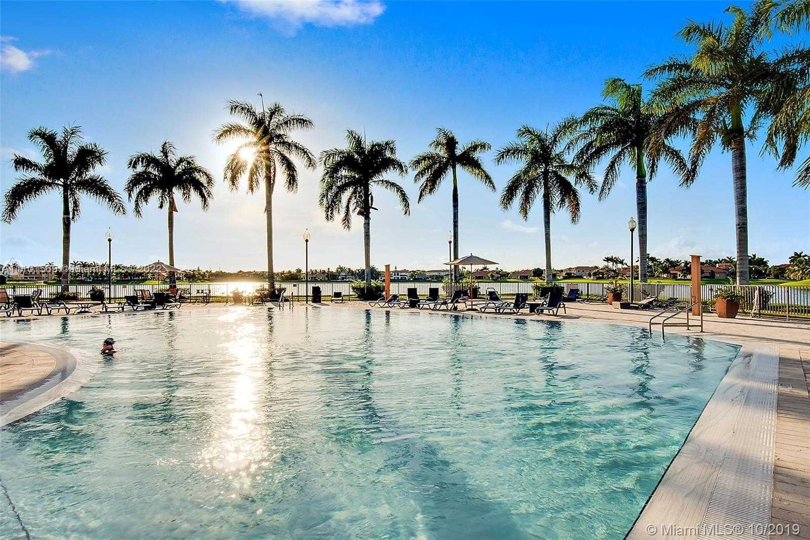 Small Image of 7833 SW 194th Terrace, Cutler Bay, FL 33157, USA Number 11