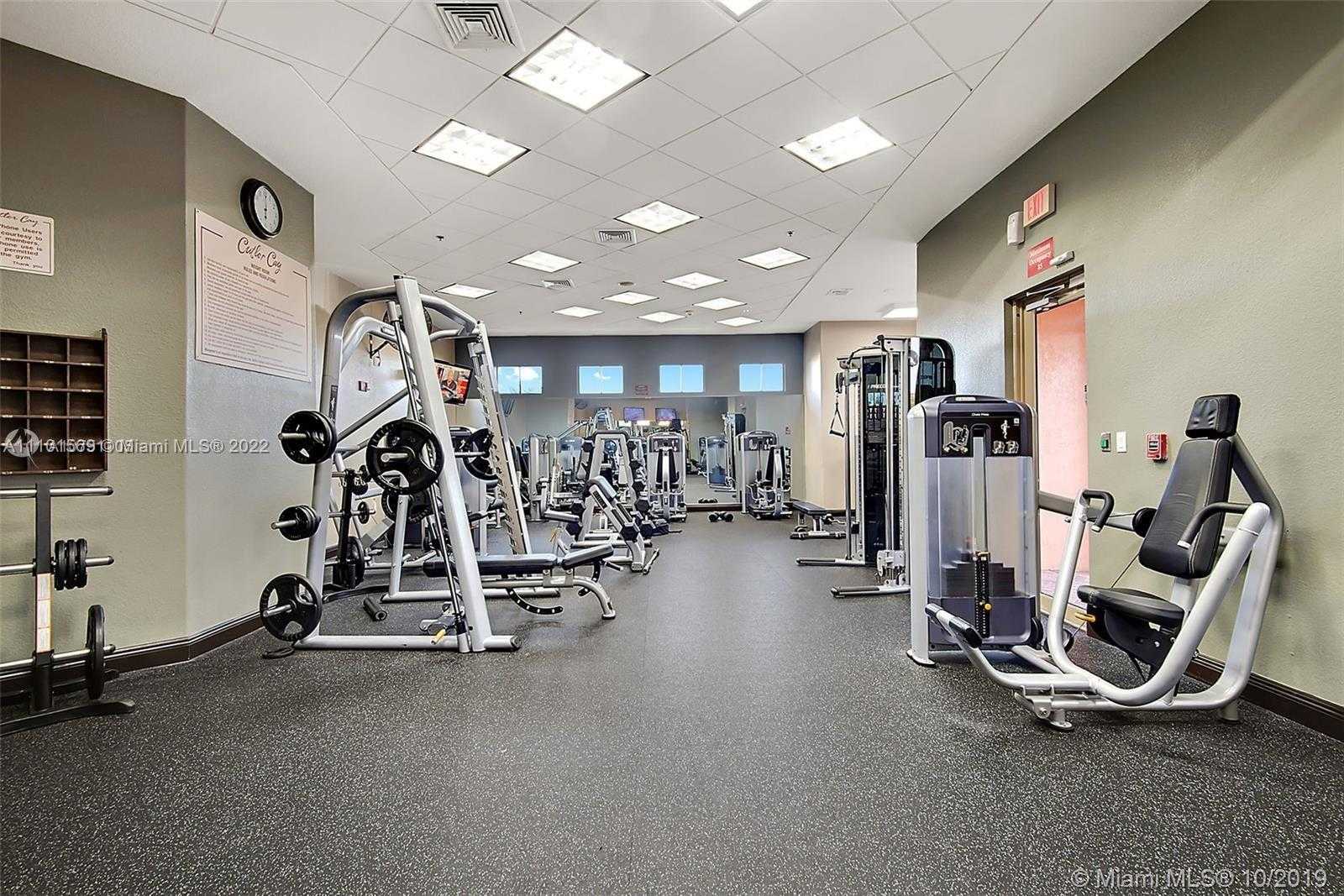 Small Image of 7833 SW 194th Terrace, Cutler Bay, FL 33157, USA Number 14