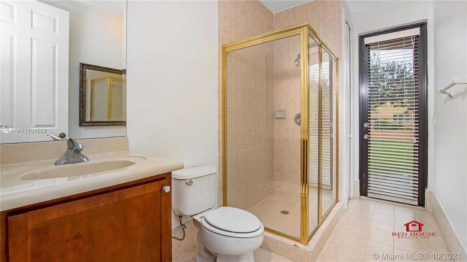 Small Image of 7833 SW 194th Terrace, Cutler Bay, FL 33157, USA Number 44