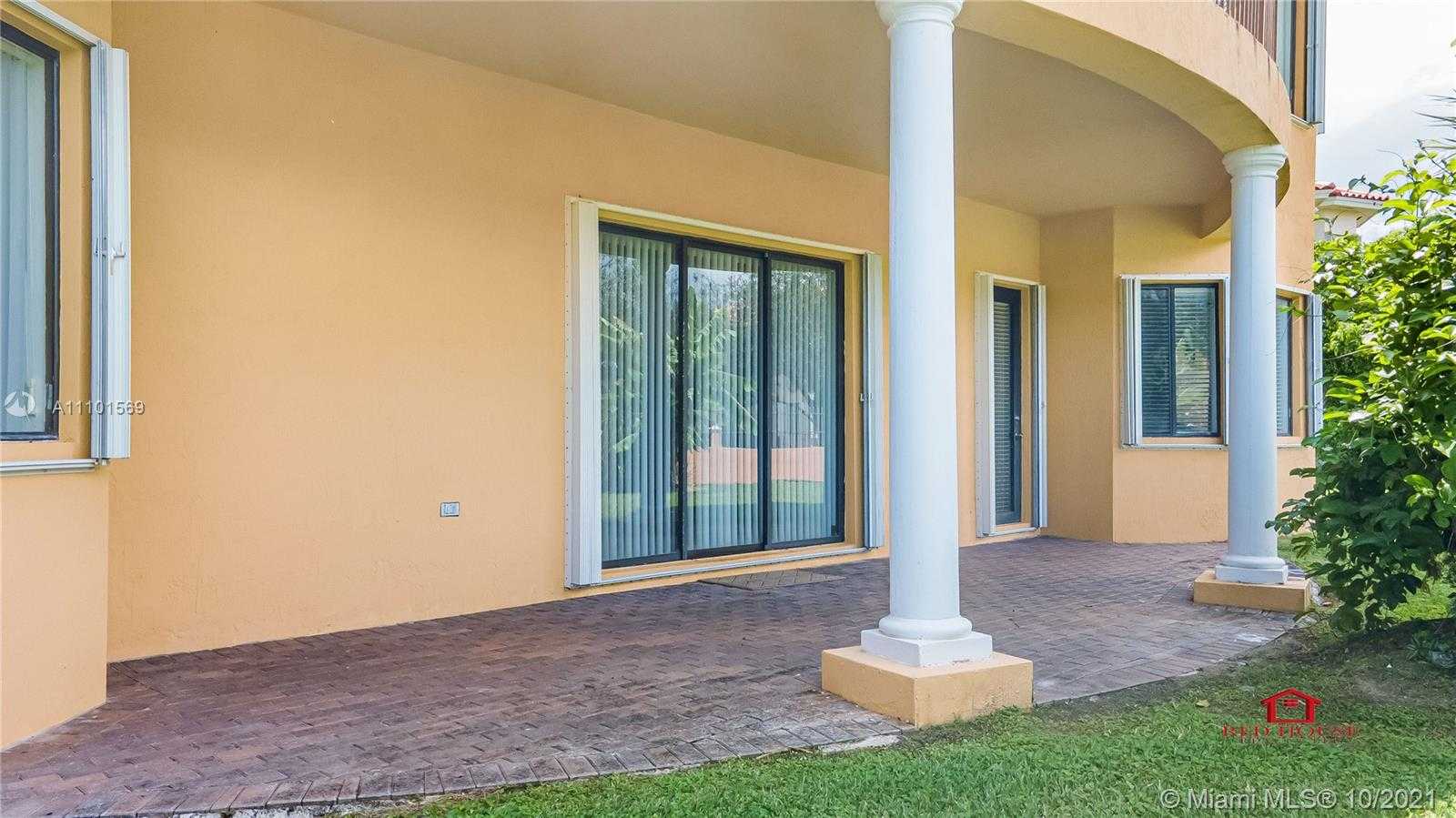Small Image of 7833 SW 194th Terrace, Cutler Bay, FL 33157, USA Number 47