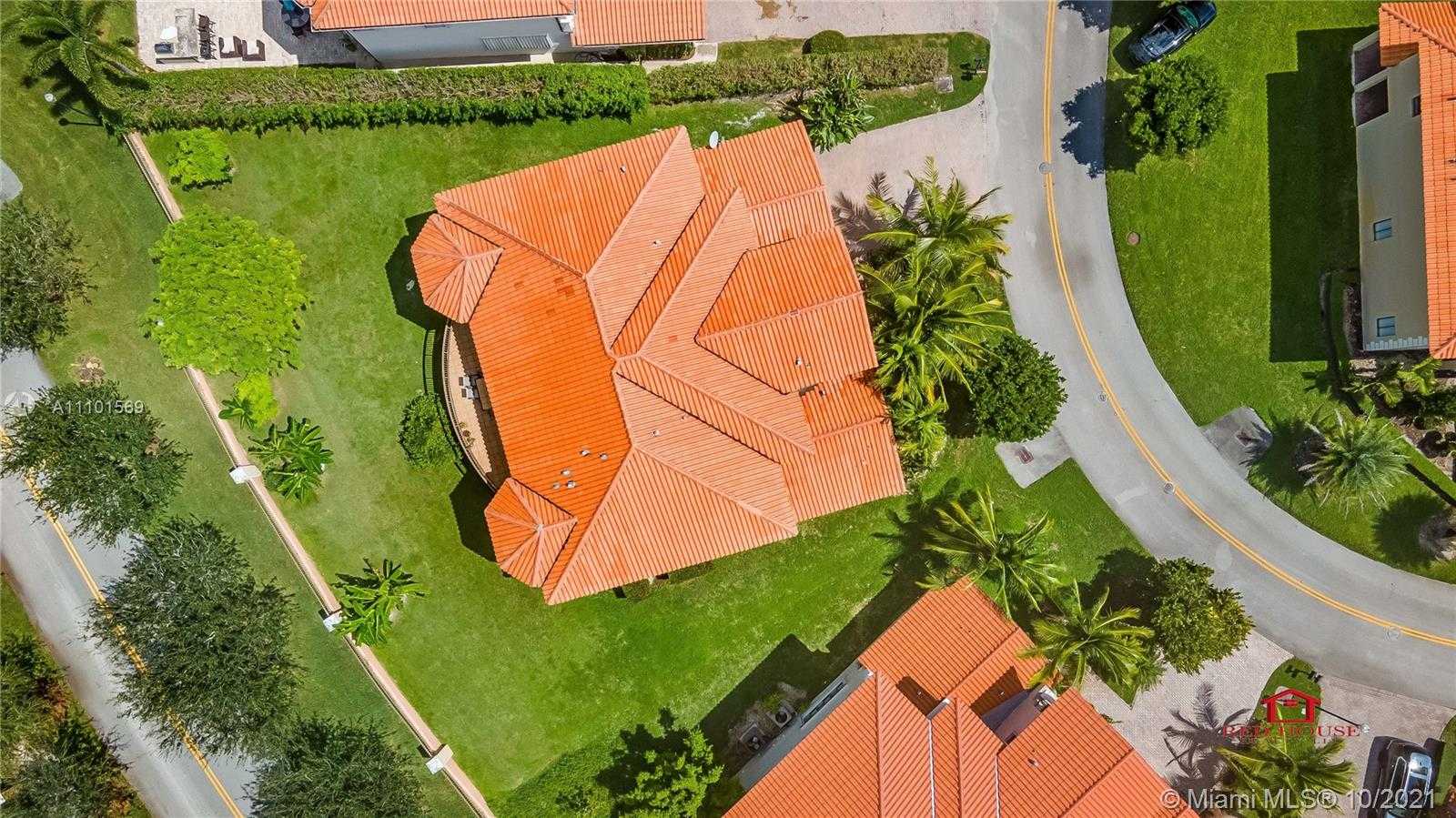 Small Image of 7833 SW 194th Terrace, Cutler Bay, FL 33157, USA Number 49
