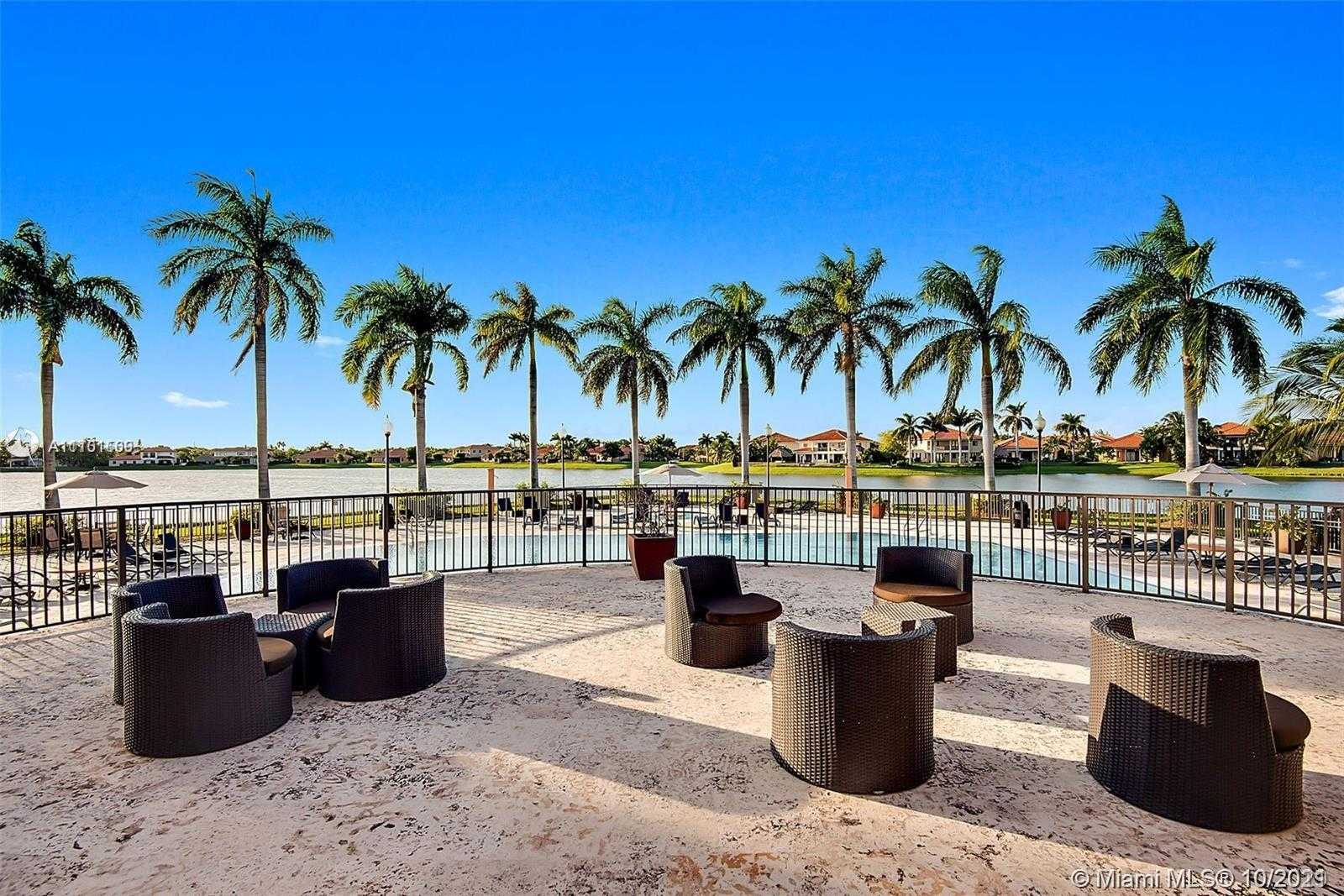 Small Image of 7833 SW 194th Terrace, Cutler Bay, FL 33157, USA Number 62