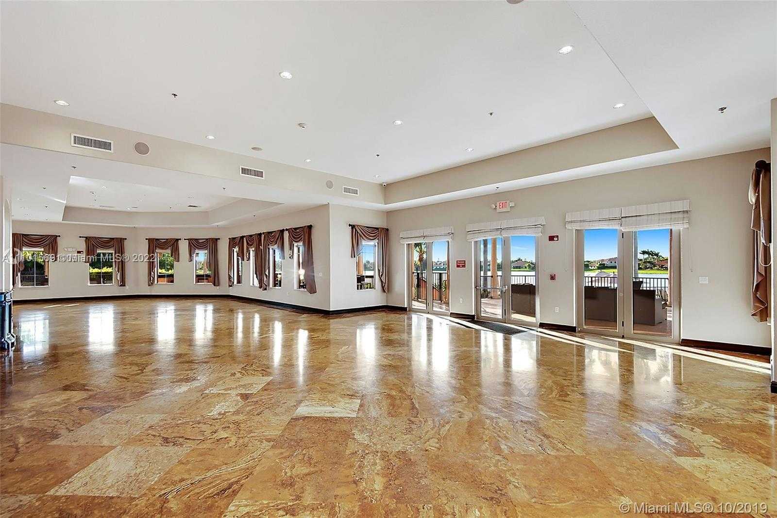 Small Image of 7833 SW 194th Terrace, Cutler Bay, FL 33157, USA Number 9