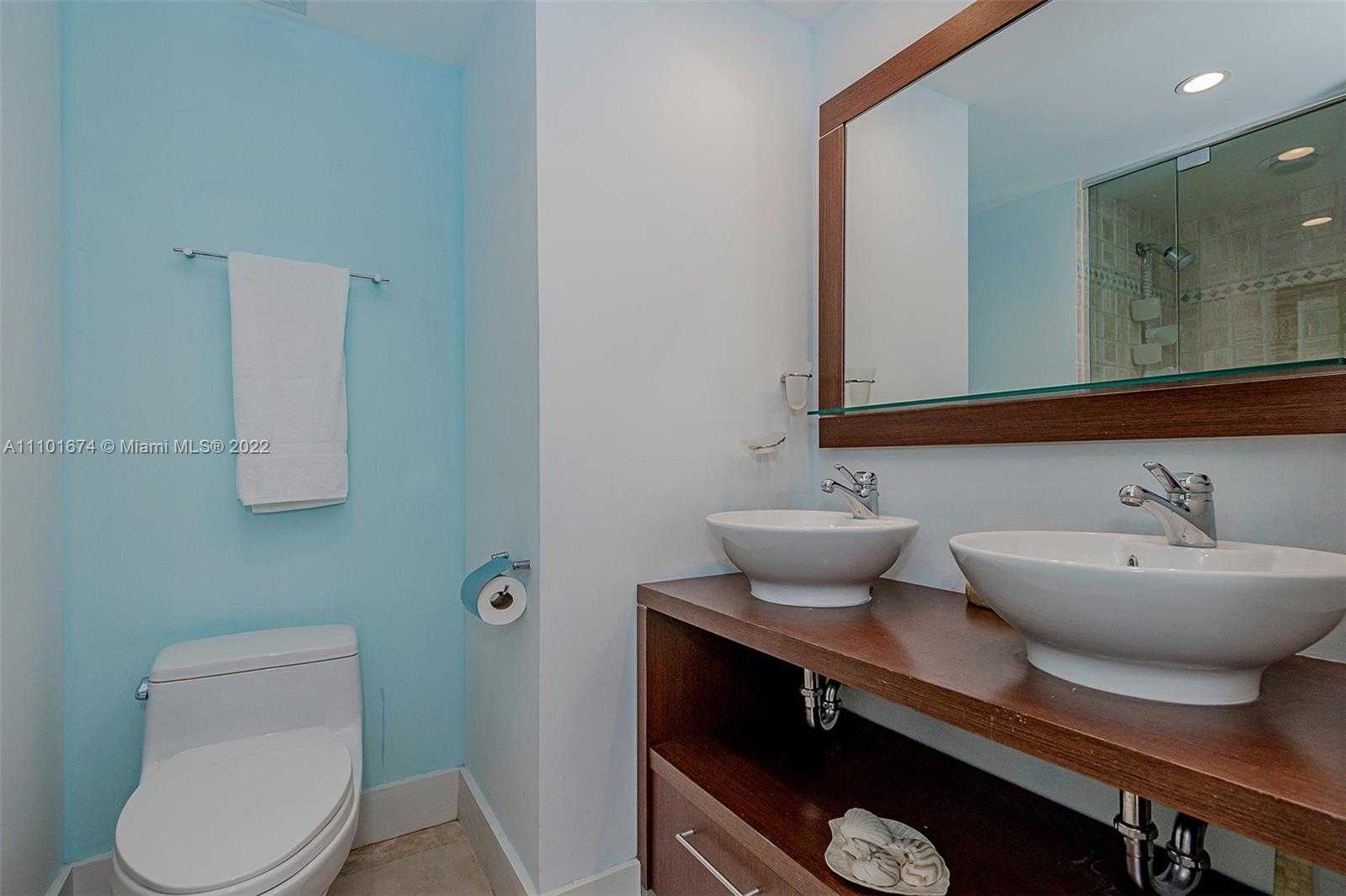 Small Image of 2301 COLLINS AVE #1506, Miami Beach Number 24