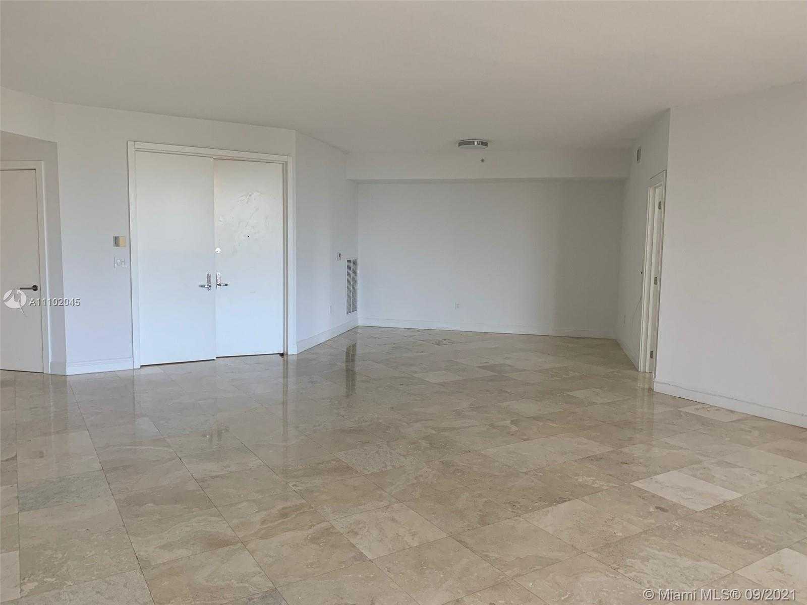 Small Image of 749 CRANDON BL #411, Key Biscayne Number 14